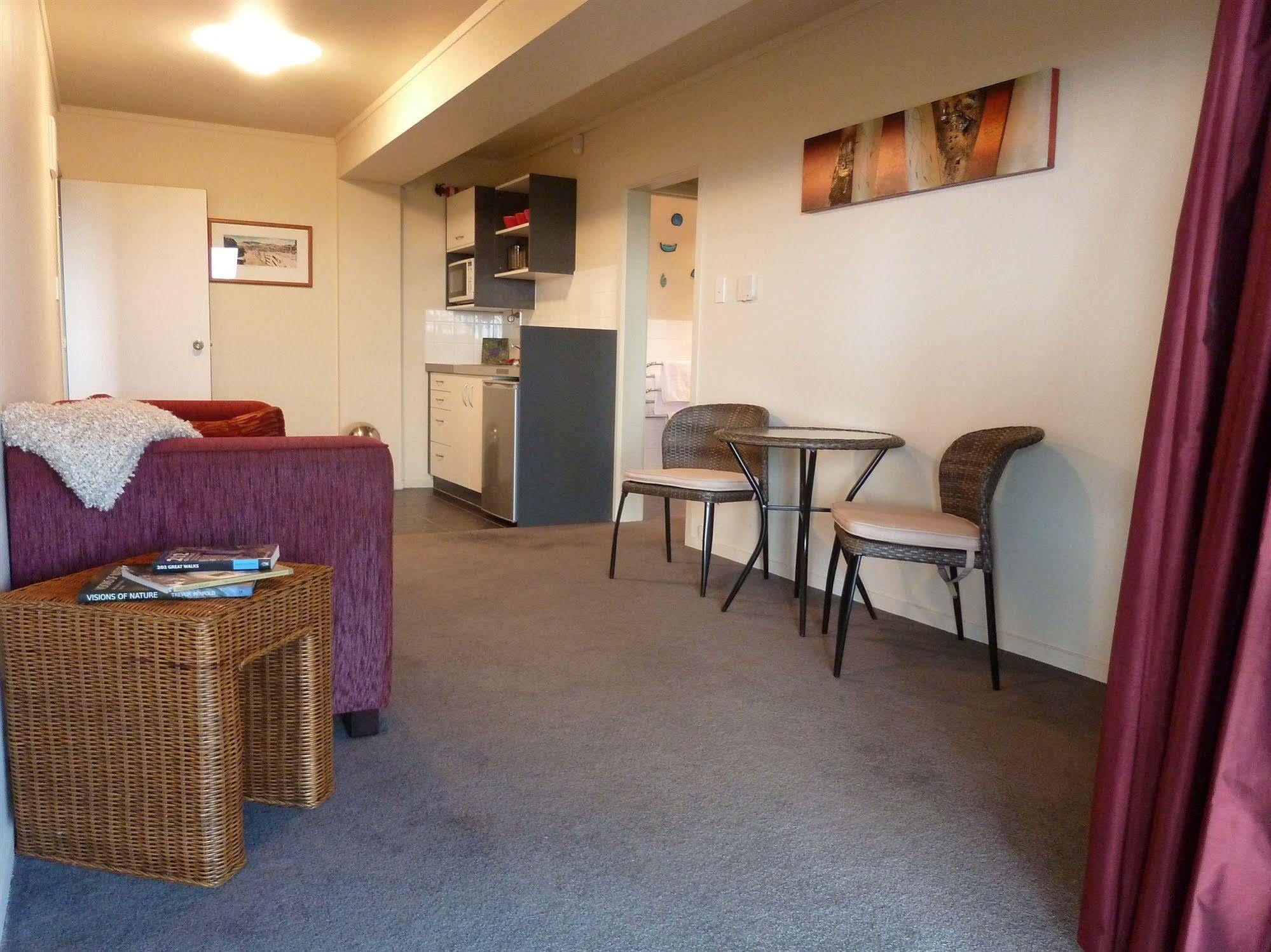 Raglan Sunset Motel And Conference Venue Exteriör bild